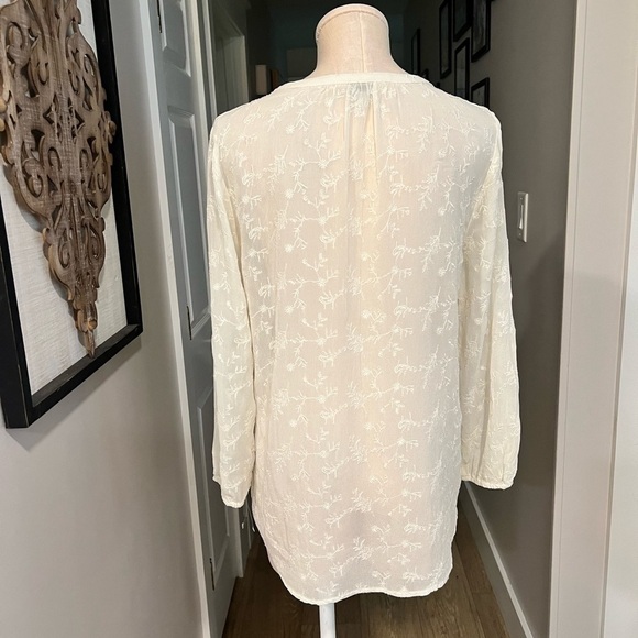 LUCKY BRAND NWOT ivory chiffon blouse with small botanical embroidery - Picture 10 of 14